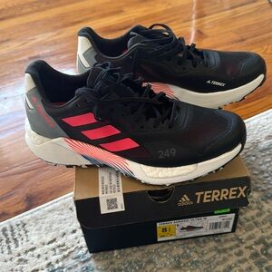 Adidas hiking sneakers 8.5